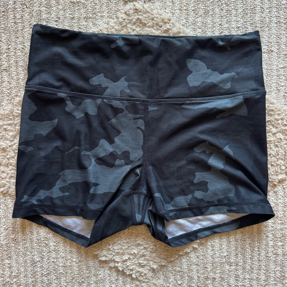 Prana Women's Layna Shorts Camo Stretch High Rise